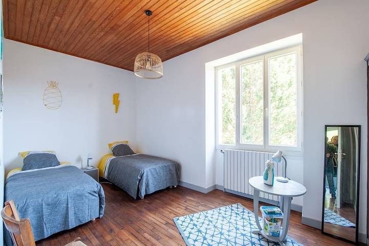 Location de vacances pour 6 personnes, avec jardin et piscine à Loubejac - 4