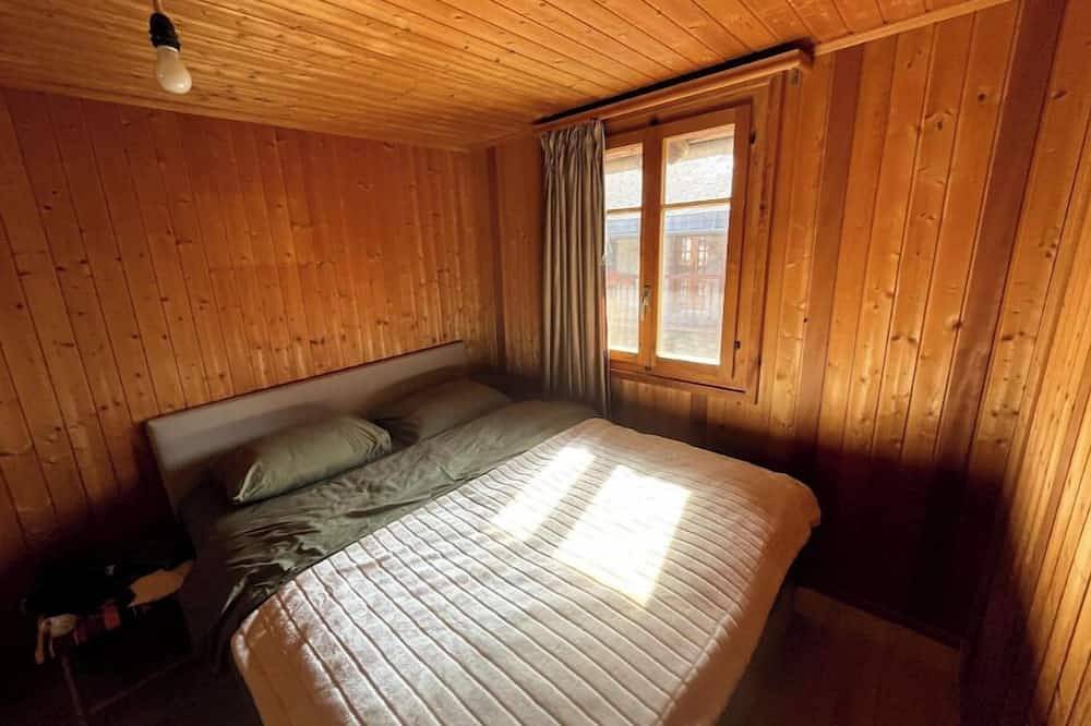 Geheel appartement, Chalet in the mountains, wooden interior, cosy, with a beautiful view in Evolène, Walliser Alpen