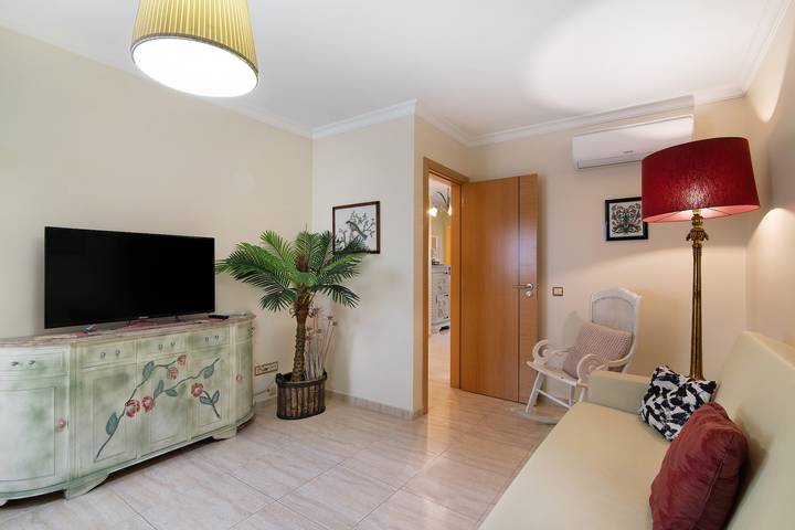 Gîte pour 5 personnes, avec balcon dans Monte Gordo - 3