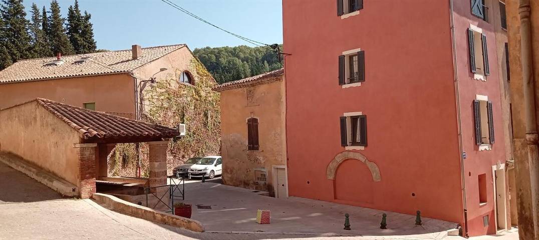 Gîte pour 2 personnes, avec vue à Salernes - 2