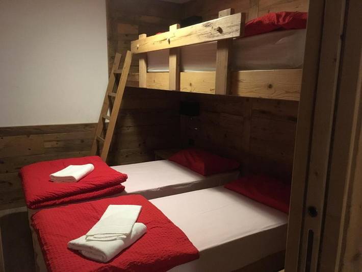 Appart’hôtel pour 4 personnes, avec balcon