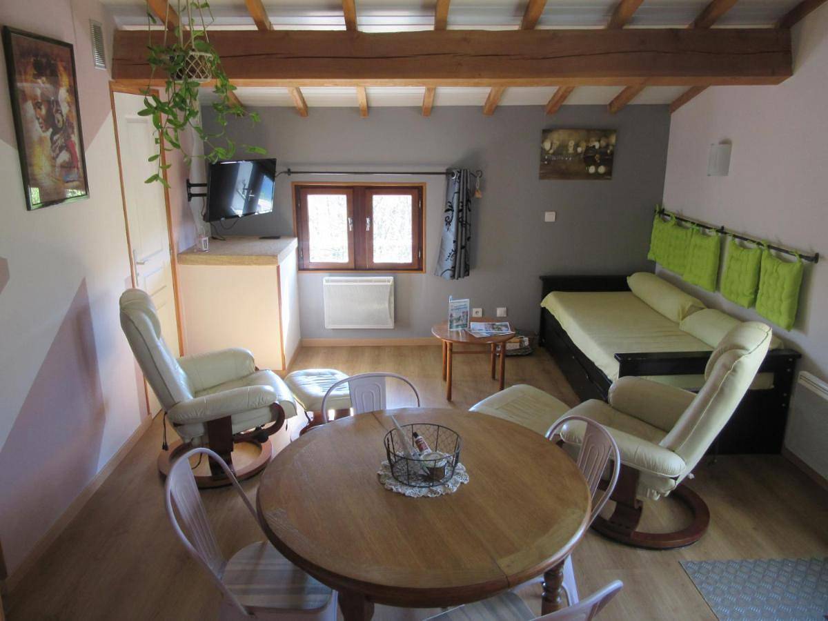 Two-Bedroom House in Fabras, Parc naturel régional des Monts d'Ardèche