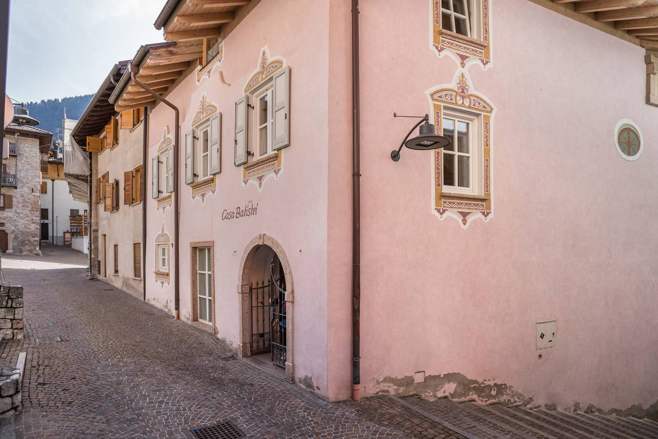 Appartamento intero, Appartamento 'Casa Batistei Ribes' con vista lago, balcone e Wi-Fi in Molveno, Dolomiti Di Brenta