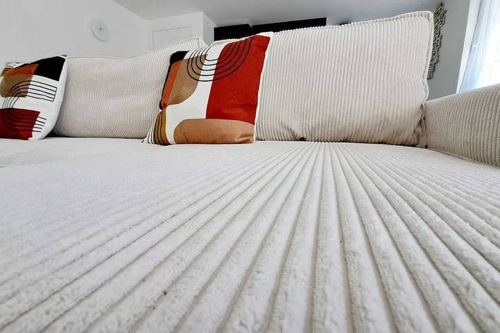 Gîte pour 4 personnes, avec jacuzzi et jardin à Les Bréviaires - 2