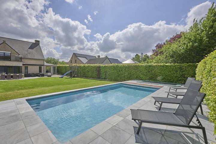 Ferienhaus für 8 Personen, mit Whirlpool und Garten in Belgien