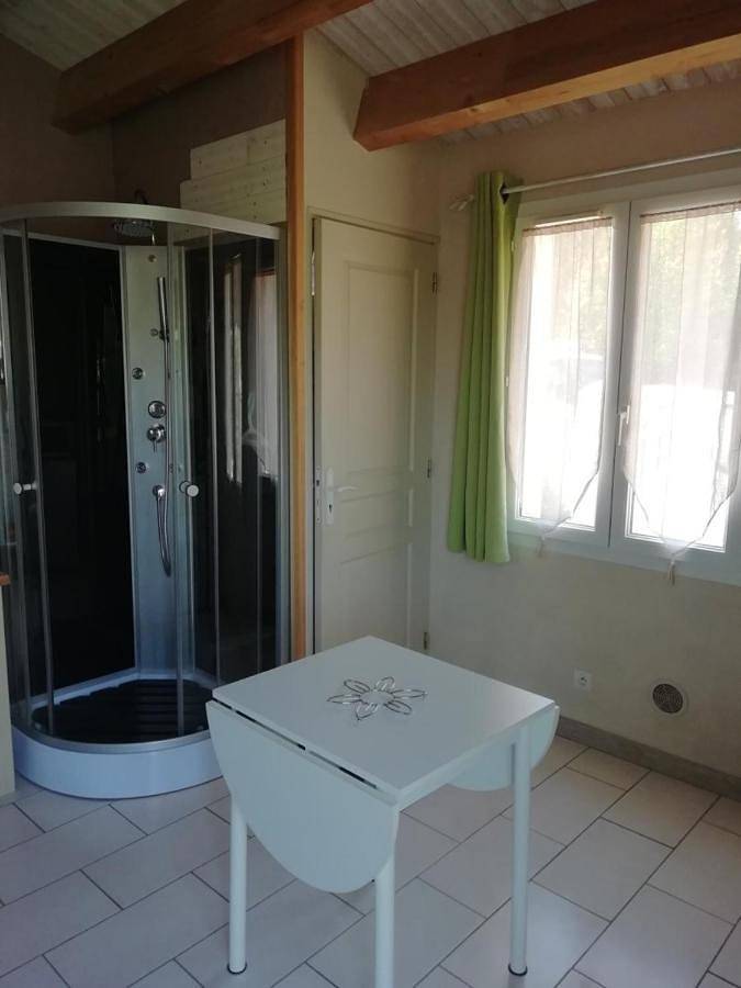 Chambre d’hôte pour 2 personnes, avec terrasse, animaux acceptés sur l' Île d'Oléron - 2