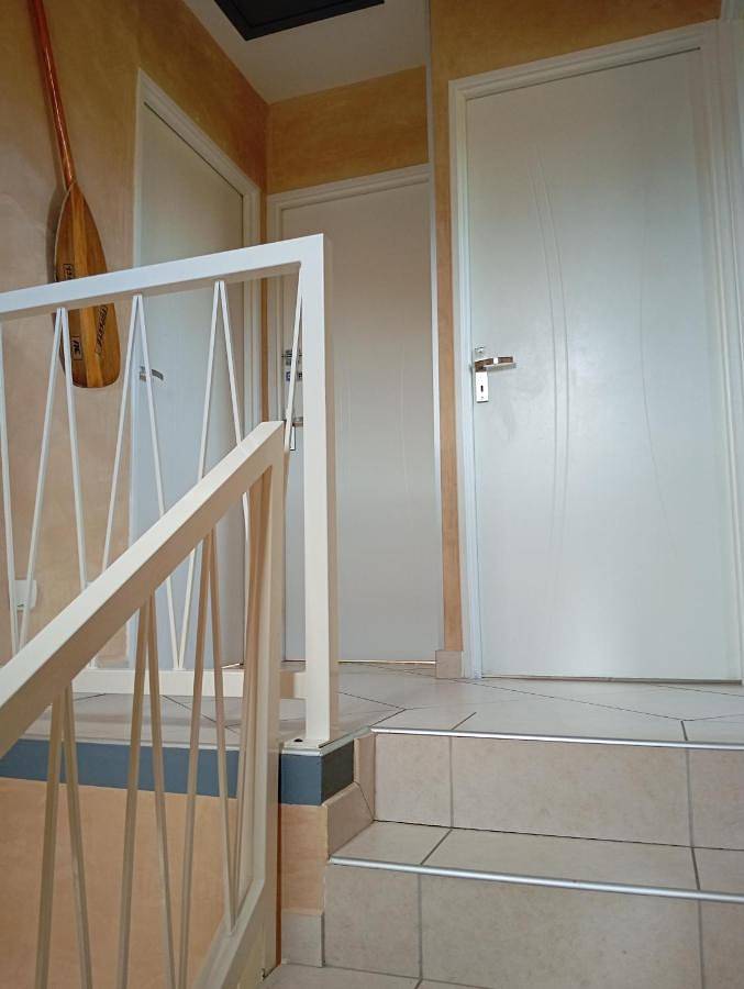 Location de vacances pour 4 personnes, avec jardin à Jons - 2