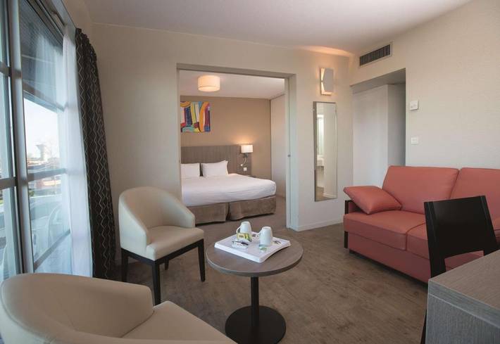 Hôtel pour 2 personnes, avec jacuzzi et jardin ainsi que terrasse et sauna, animaux acceptés à Saint-Paul-lès-Dax - 3