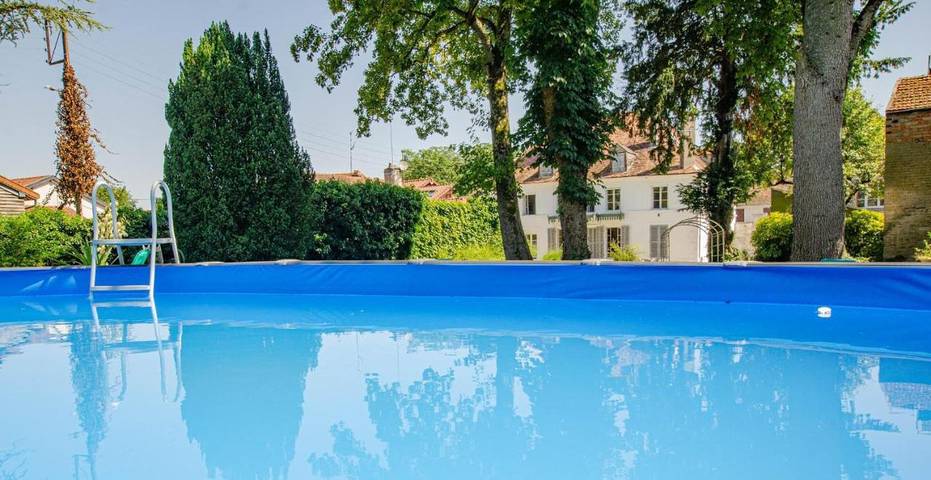 Location de vacances pour 15 personnes, avec piscine et jardin dans Brienne-le-Château - 4