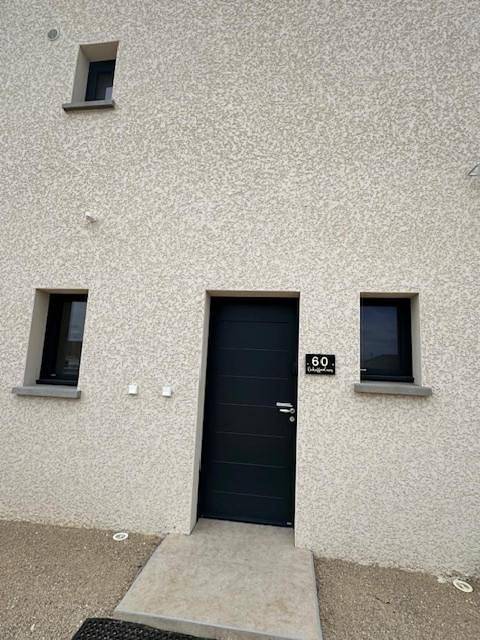 Location de vacances pour 8 personnes, avec terrasse à Satolas-et-Bonce - 4