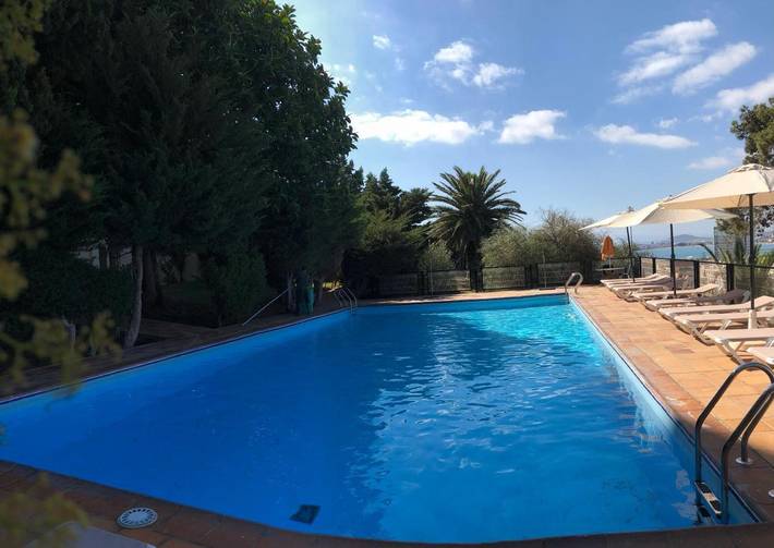 Hôtel pour 2 personnes, avec jardin ainsi que vue et piscine dans Melilla - 2