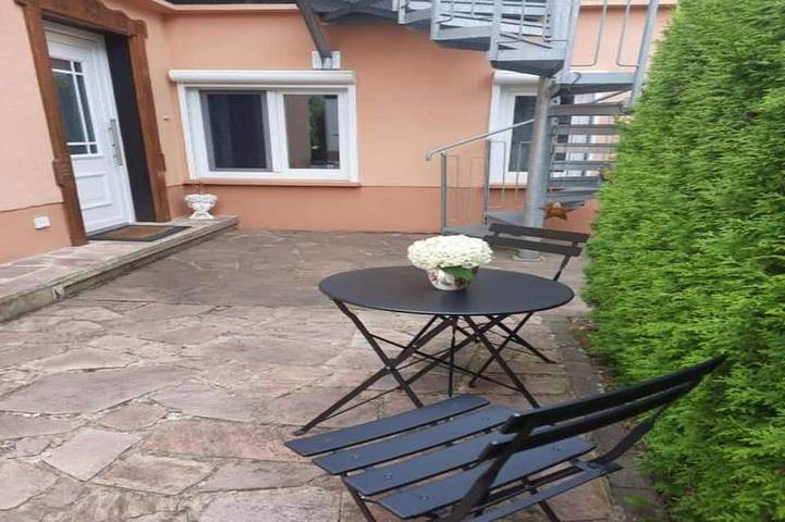 Bungalow für 3 Personen, mit Garten und Balkon im Saarland