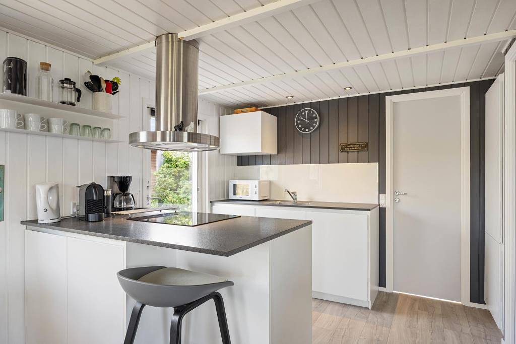 Gut gelegenes Ferienhaus mit geschlossener Terrasse in Årgab, Holmsland Klit