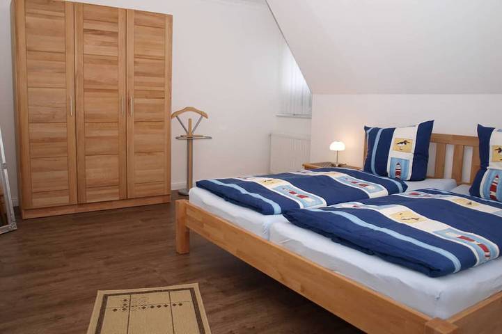 Ganze Wohnung, Ferienwohnung Oberland - Haus Helgoland in Grünendeich, Landkreis Stade