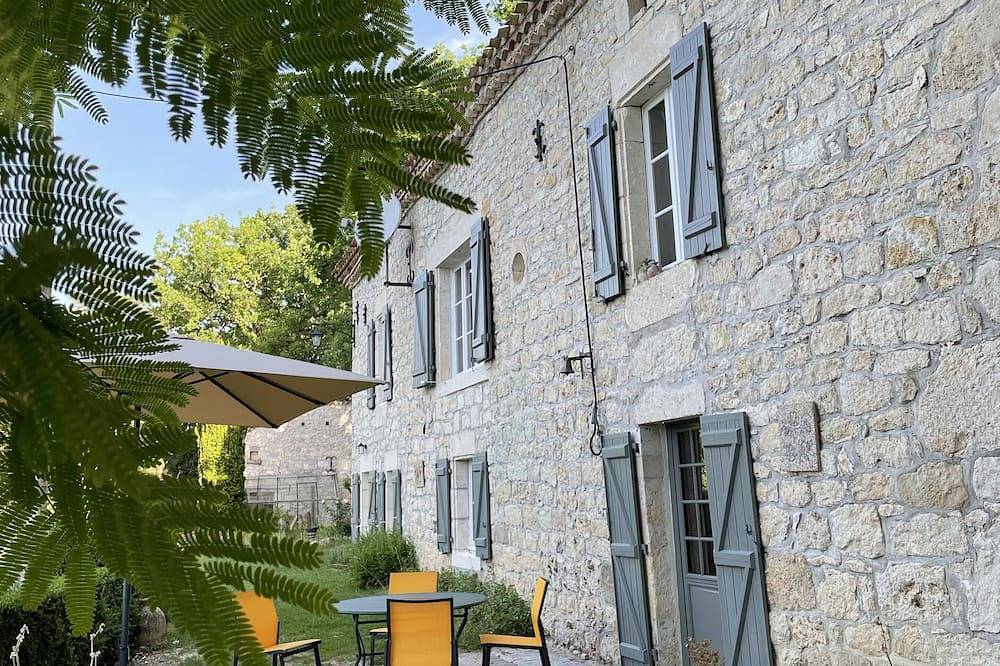 Maison de campagne****, pour la nature, le tranquillité et pour se sentir bien! in Montcuq-en-Quercy-Blanc, Quercy