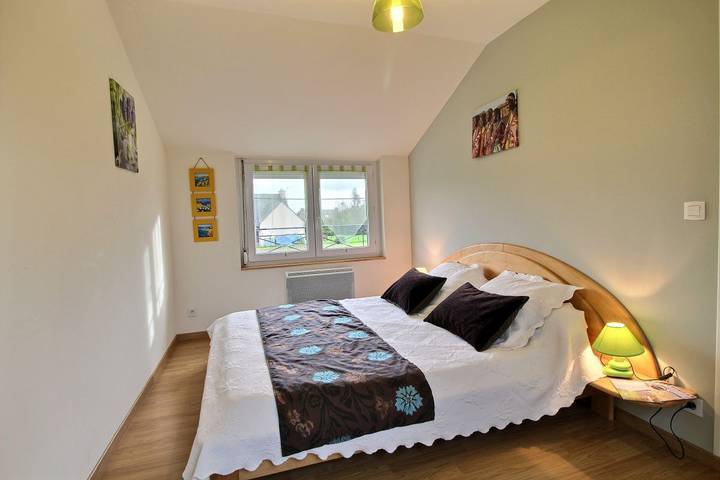 Gîte pour 4 personnes, avec Terrasse et Jardin à Plourivo