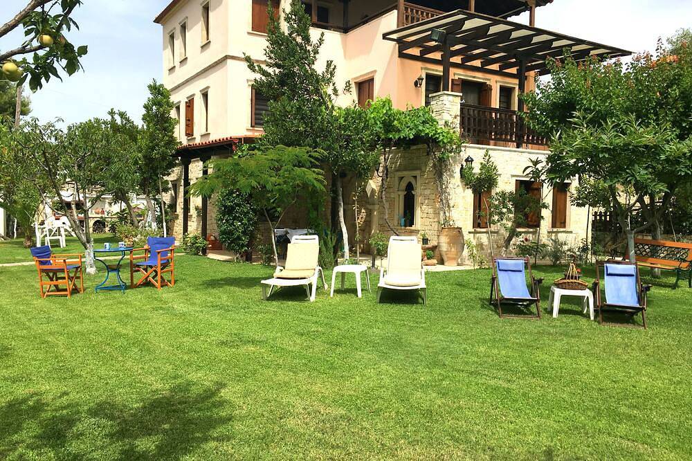 Casa vacanza a Kassandra a partire da 438€ a notte