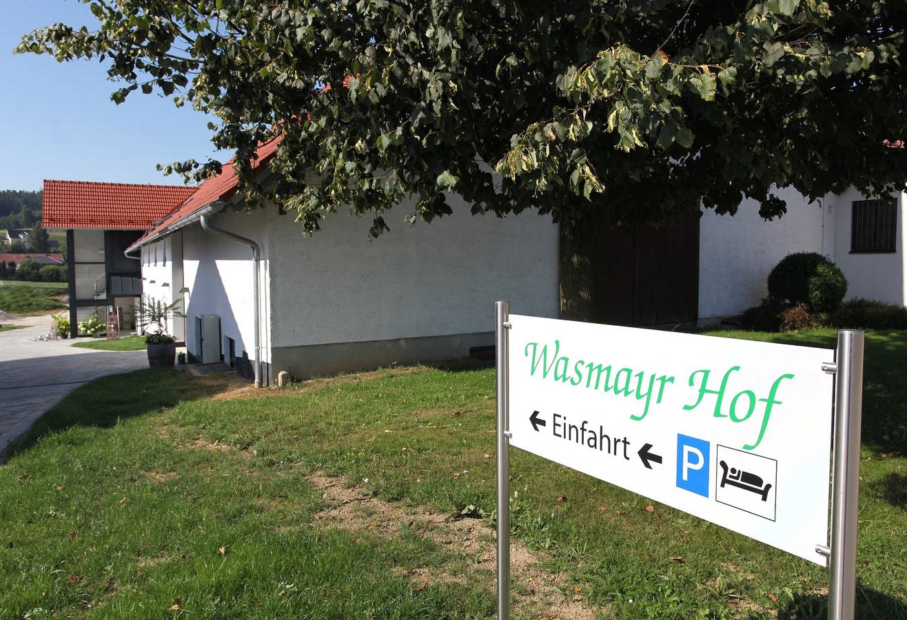Wasmayr-Hof - Einzelzimmer in Altdorf (bei Landshut), Ostbayern