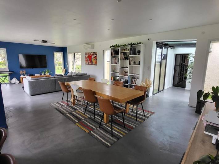 Cottage pour 8 personnes, avec jacuzzi et jardin dans Fatines