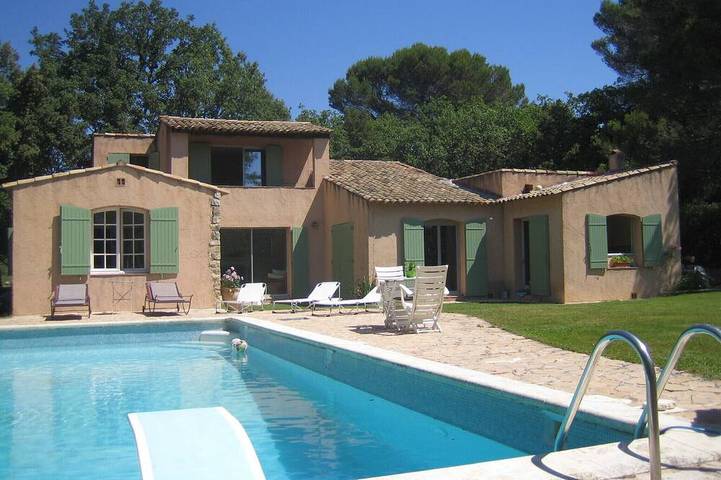 Villa pour 6 personnes, avec Terrasse et Jardin à Venelles