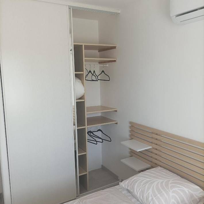 Gîte pour 2 personnes, avec Terrasse ainsi que Jardin et Vue à Saint-Maurice-sur-Aveyron - 3