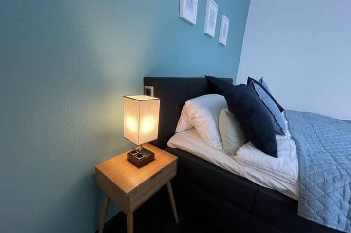 Ganze Wohnung, ☆Truretreats☆ Airport Apartment⎪Nespresso⎪Netflix in Hamburg-Nord, Hamburg