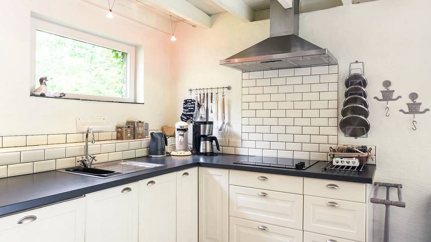 Location de vacances pour 3 personnes, avec jardin à Zedelgem - 4