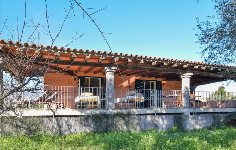 Location de vacances pour 6 personnes, avec terrasse dans Orosei