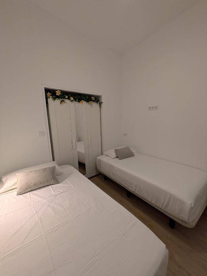 Appartement de vacances entier, Double Room with Balcony in Tudela, Province de Navarra