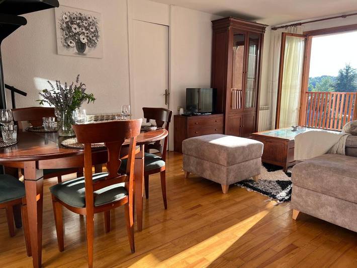 Apartamento de vacaciones para 7 personas, con terraza y vistas - 1