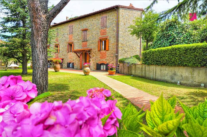 Resort per 3 persone, con Balcone e Terrazza nonché Giardino in Chianti