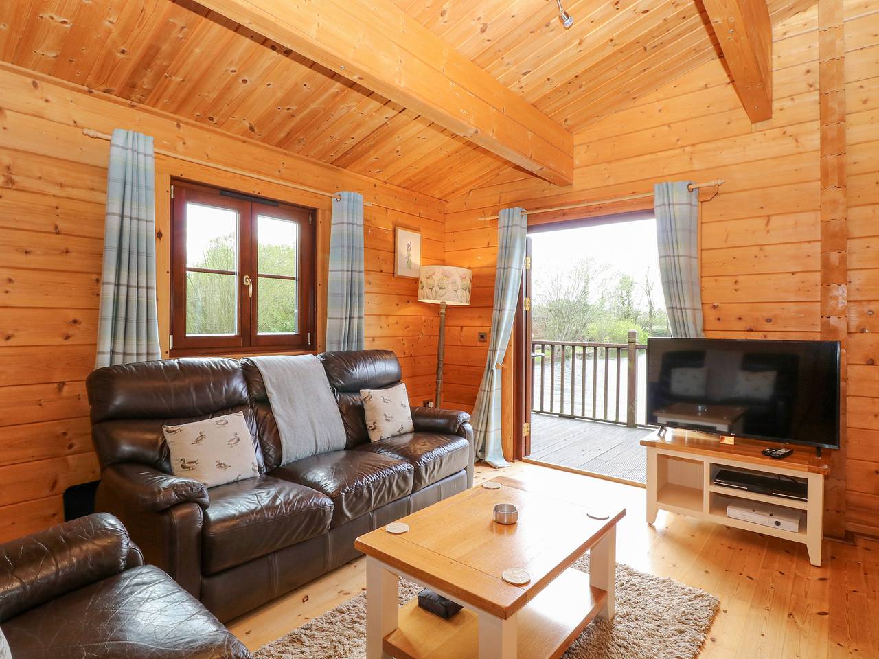 Wagtail Lodge in Badwell Ash, Suffolk