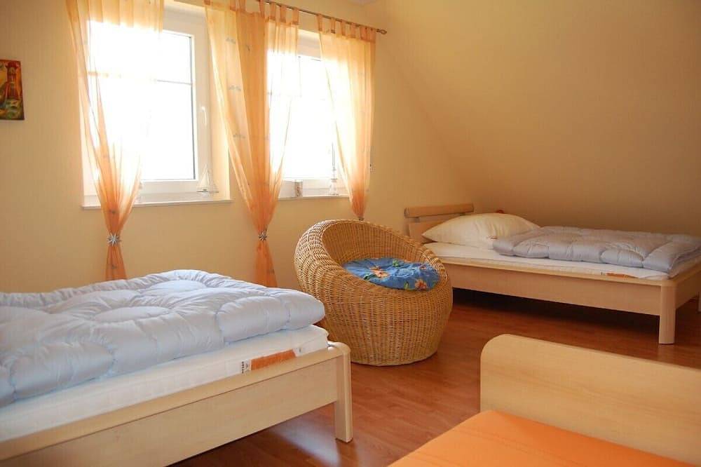 Freistehendes, exklusives 4 Sterne Ferienhaus, Wlan, strandnah in Neßmersiel, Dornum