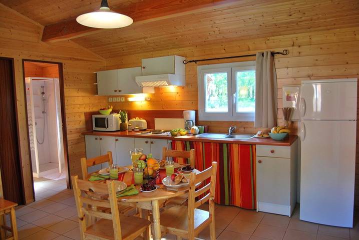 Maison pour 4 personnes, avec Piscine et Sauna à Gramat