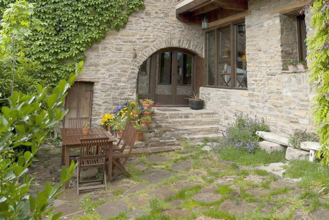 O Chardinet d'a Formiga in Charo, La Fueva