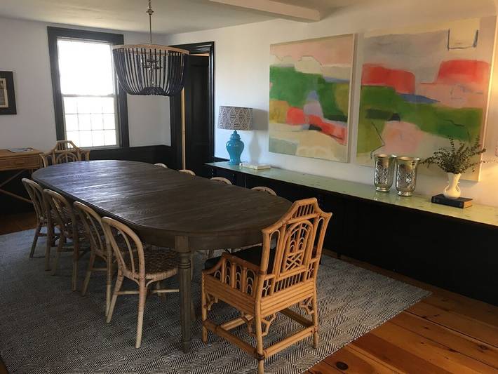 Vacation rental for 10 people, with hot tub and yard as well as pool in Brewster