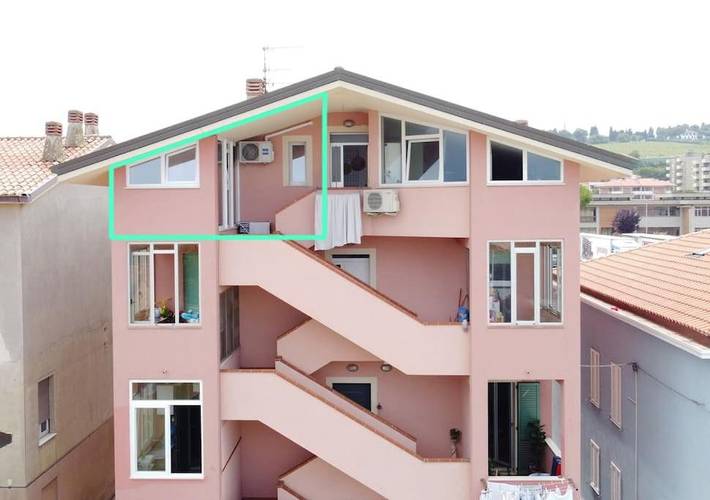 Gîte pour 4 personnes, avec jardin ainsi que terrasse et vue, animaux acceptés à Porto Potenza Picena - 3