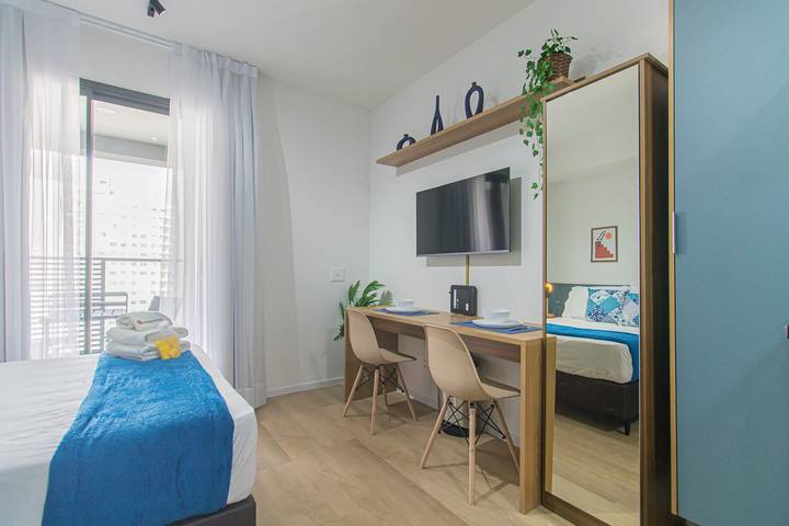 Studio pour 2 personnes, avec balcon et piscine - 1