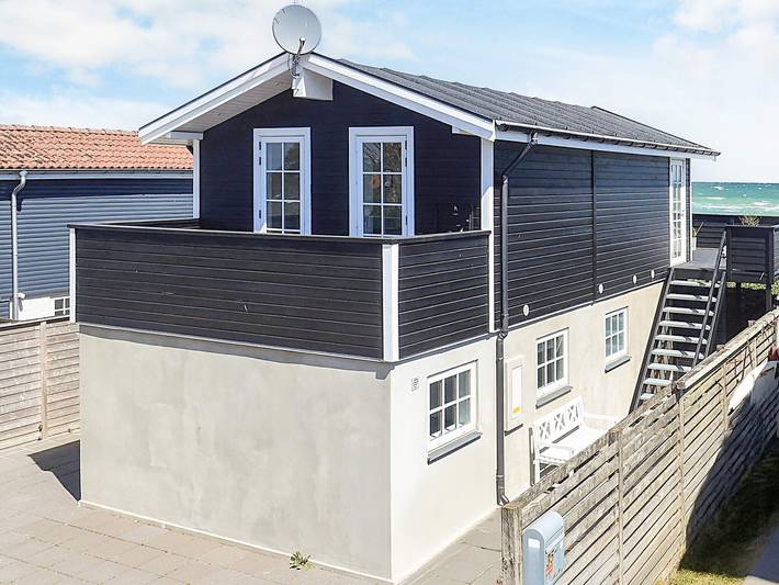 Ferieudlejning for 5 personer, med terrasse, børnevenlig i Otterup