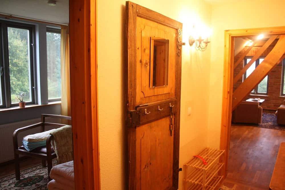 Entire apartment, Apartment Cornflower - I know a house on the forest ... in Malchin, Kummerower See