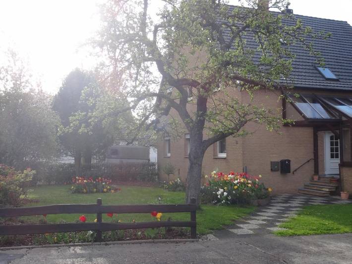 Ferienwohnung für 5 Personen, mit Terrasse und Garten sowie Ausblick in Bünde