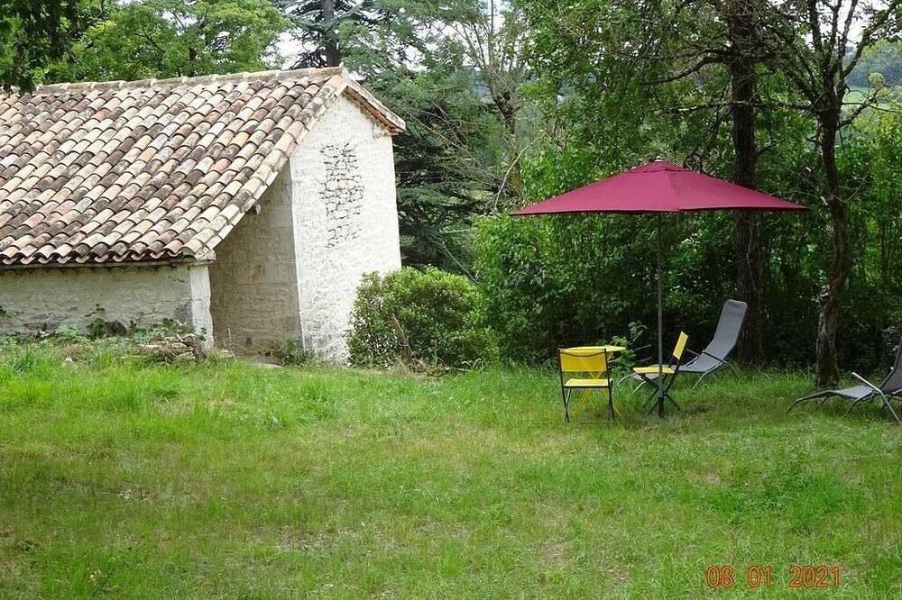 Le Fournil De Terisse in Montpezat-de-Quercy, Causses du Quercy Regional Nature Park