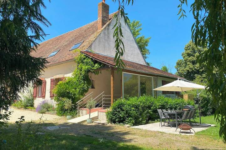 Holiday home for 10 people, with balcony and pool - 1