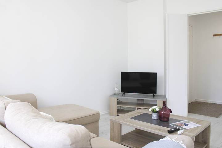 Gîte pour 6 personnes, adapté aux familles dans Seine-Saint-Denis - 2