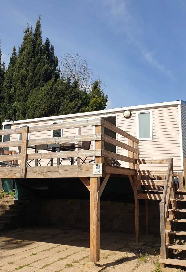 Camping für 6 Personen, mit Pool und Kinderpool in Roquebrune-sur-Argens