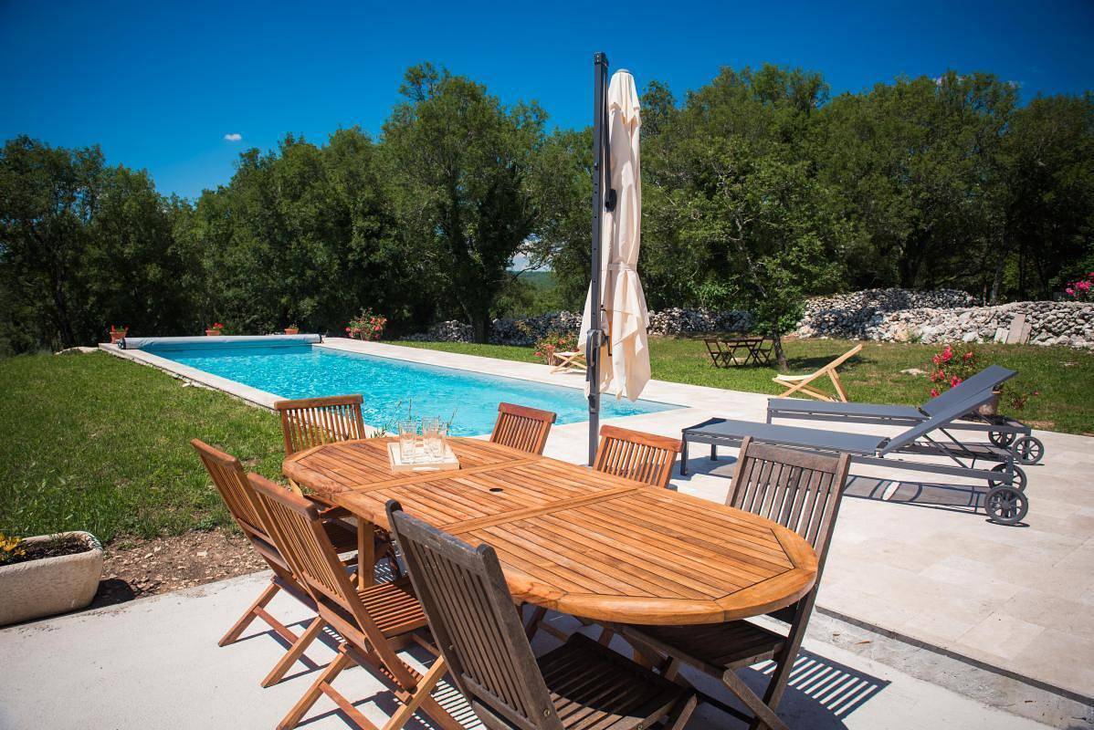 Gîte für 6 Personen mit Pool in Lentillac-du-Causse, Quercy