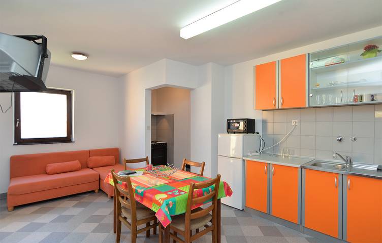Ferienwohnung für 5 Personen, mit Balkon in Pula - 4