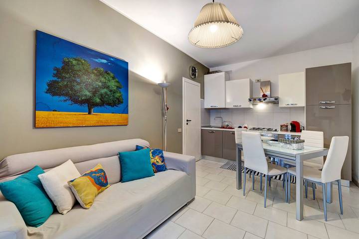 Hel lejlighed, 'Loano Relax' Apartment with Private Terrace and Garden in Loano, Riviera di Ponente