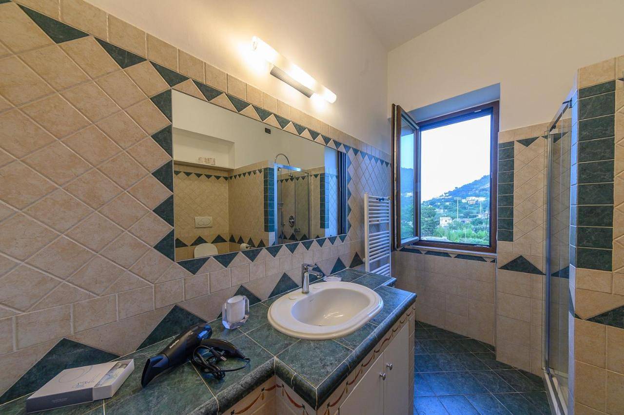 La Rosa - Luxury B&B in Ischia Stadt, Ischia