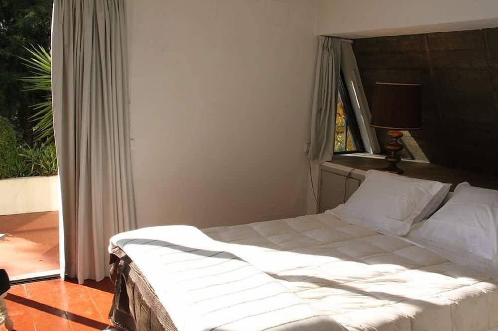 Casa Dos Vidros - Charmer Villa aan het meer in Tomar, Santarém District